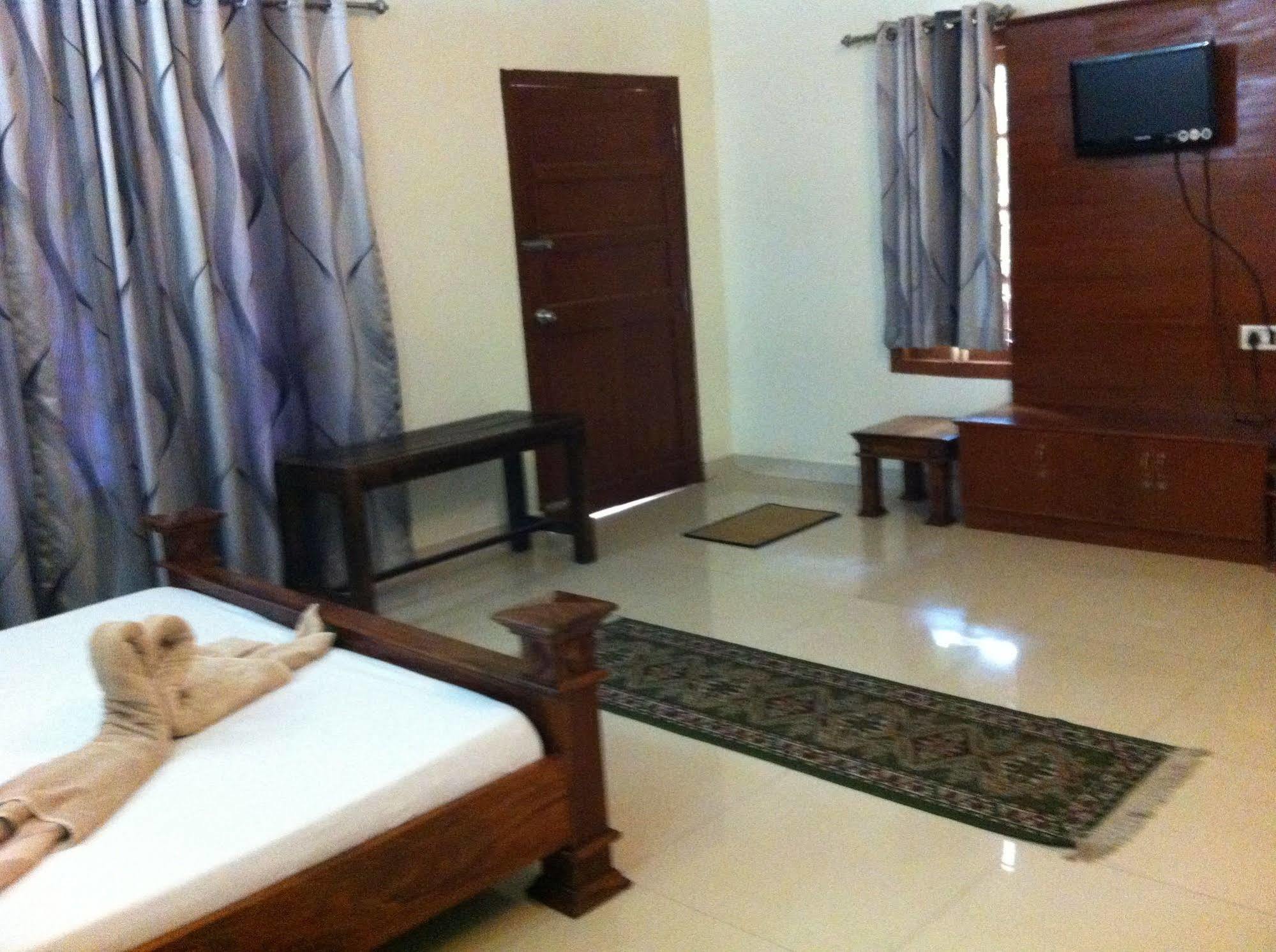 Oyo Home 63551 Pleasant Stay Near Fort Kochi Beach Экстерьер фото